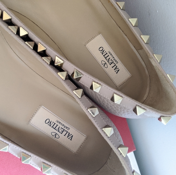 ❤️SOLD❤️ Valentino Rockstud Ballerina Flats - Picture 4 of 10